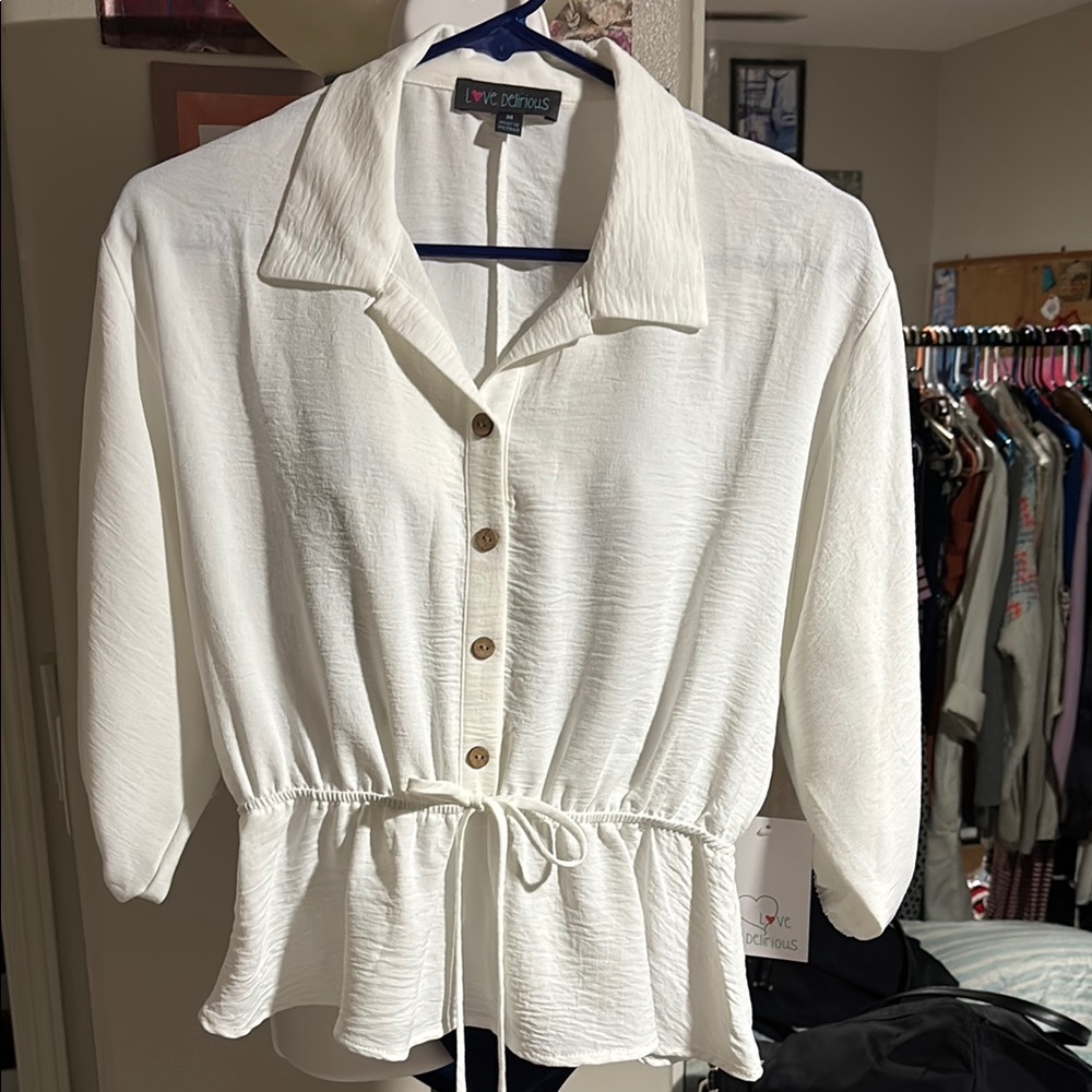 🌺Love Tree Cream Button-Up Blouse with Drawstring